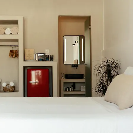 Divino Caldera فندق Akrotírion