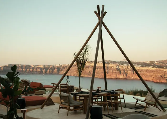 Divino Caldera Hotel Akrotírion