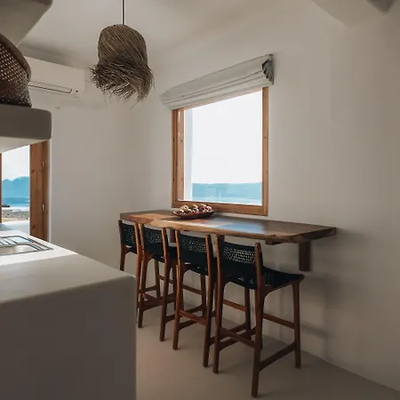 Divino Caldera Hotel Akrotírion