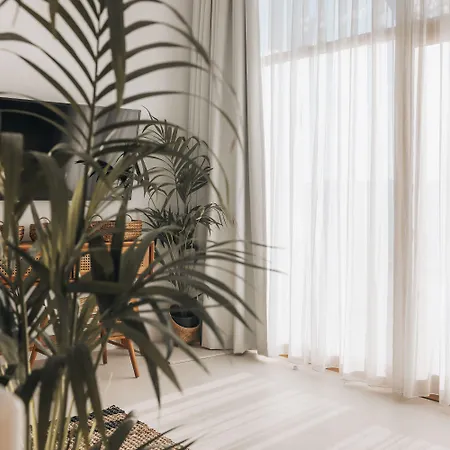 Hotel Divino Caldera *