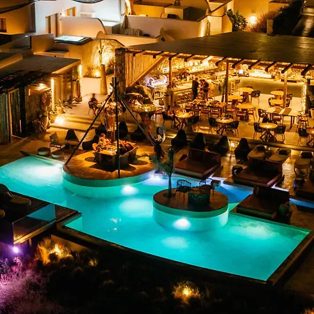 Divino Caldera Hotel 3*