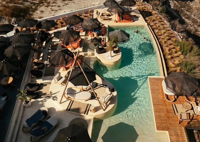 Hotel Divino Caldera 3*